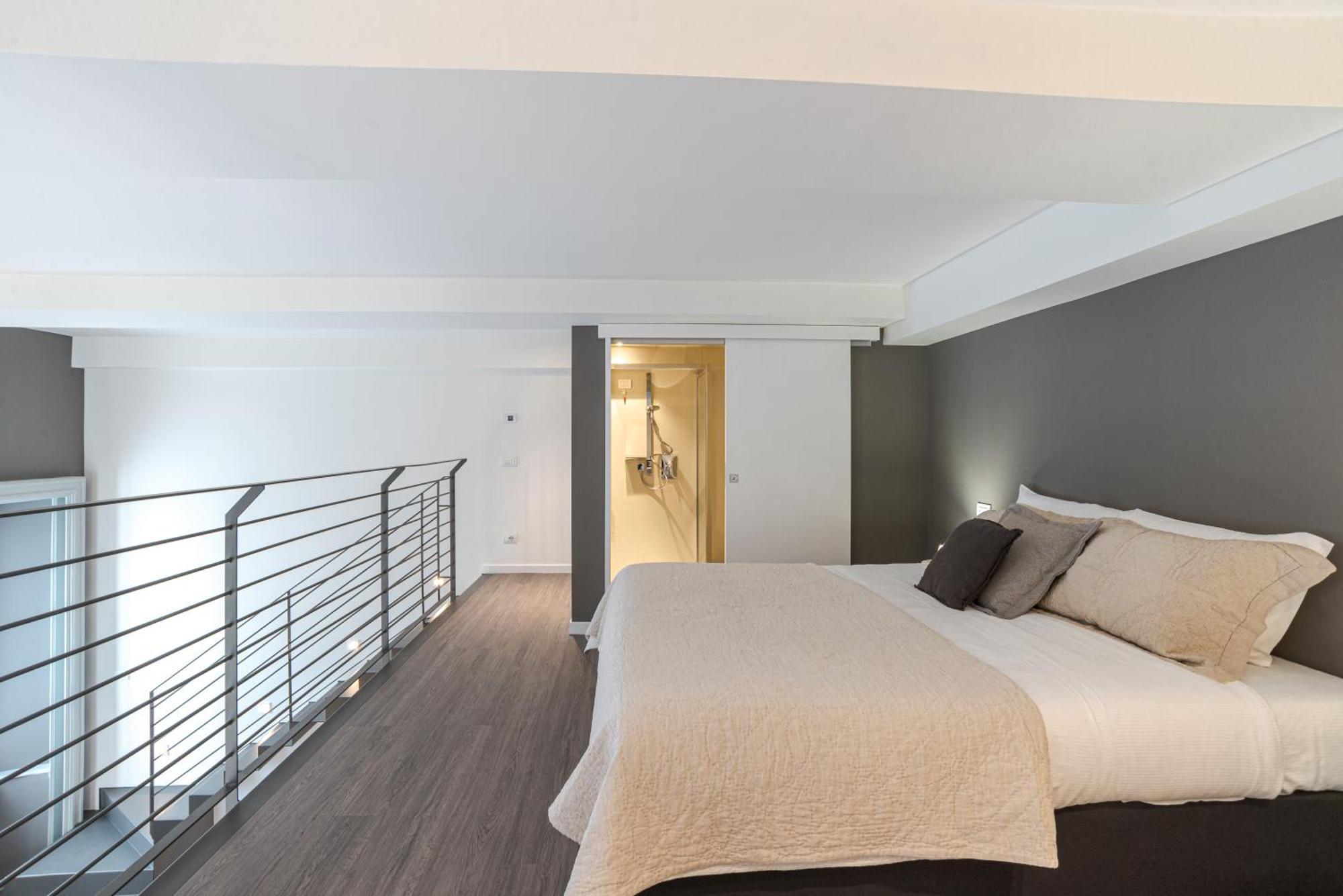 Apartment Brunate - By Myhomeincomo *